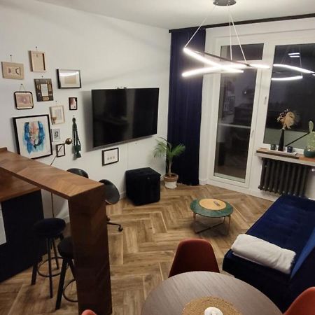 Ferienwohnung Apartament 3 Pokoje Balkon 50M2 Wyposazone Parking Breslau Exterior foto